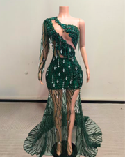 Serenity one-sleeve sequin prom dress with high slit and sparkling sequin details.