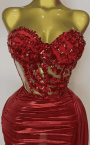 Amiyah sparkly diamond strapless two piece set for women. Sexy backless outfit for nightclub, stage performance, and party events.
