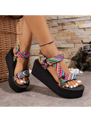 Stylish Color Matching Striped Sandals