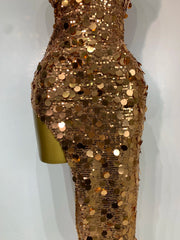 Carmen gold sequin one-shoulder high-slit bodycon dress for evening parties, cocktail events, or club celebrations.