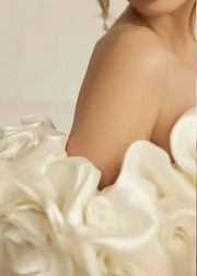 Off Shoulder Flowers Mermaid Wedding Dress 2025