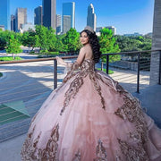 Elegant Quinceañera Dress: Detachable Sleeves & Sequin Applique