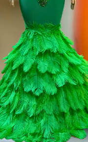 Emerald green feather rhinestone party dress – elegant prom and evening gown with sparkling rhinestones and feather details for women