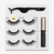 A Pair Of False Eyelashes With Magnets In Fashion