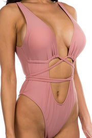 ONE PIECE BATHING SUIT