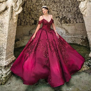 Burgundy Quinceanera Dresses Sweet 15 Spaghetti Straps Off The Shoulder Princess Party Ball Gown Lace Appliques Satin