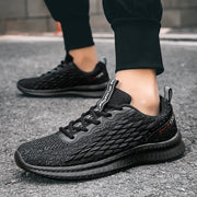 2024 new men's sports shoes flying woven leisure running shoes