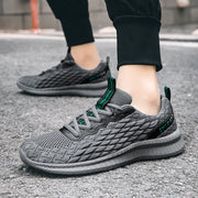 2024 new men's sports shoes flying woven leisure running shoes