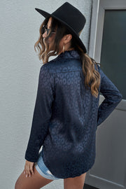 Turn-down Collar Embossed Button Shirt